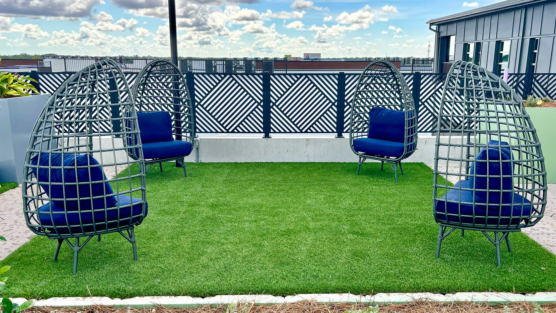 Featured image for “Modern Privacy Screen Designs That Improve Backyard Style”